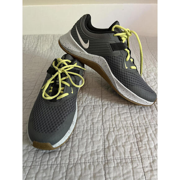 Nike MC Trainer Men's Size 7.5 Gray/Lime Laces Running Sneakers Shoes - Picture 1 of 6